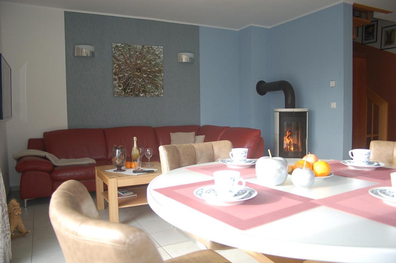 Behagliches Ferienhaus Zaunkoenig -Mit Kamin Und Sauna Tanne Exterior foto