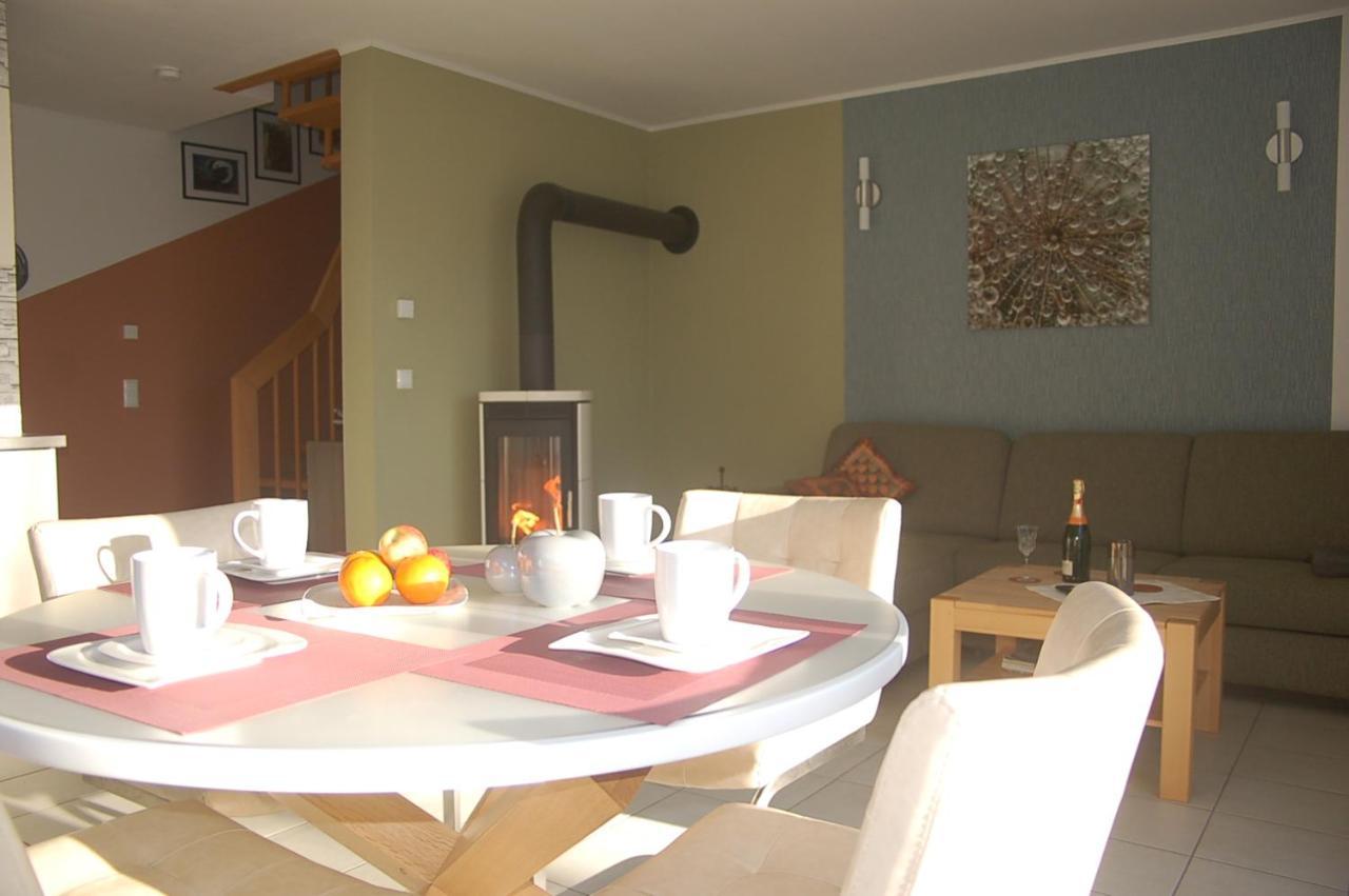 Behagliches Ferienhaus Zaunkoenig -Mit Kamin Und Sauna Tanne Exterior foto